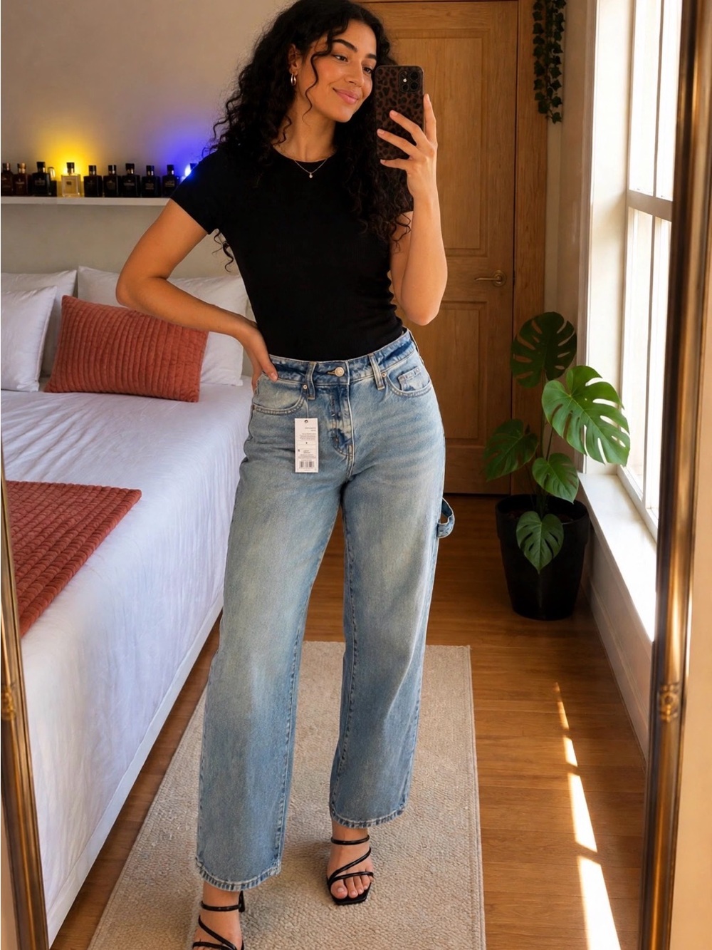 Universal Thread 80s Slim Mid Rise Light Wash Jeans Size 2 New With Tags